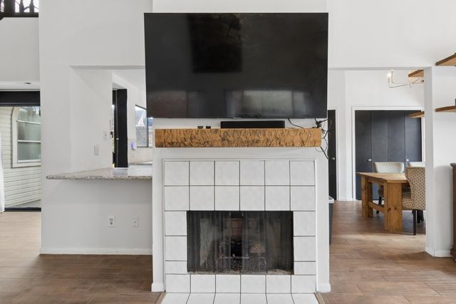 6718 Queensclub Drive, Houston, TX 77069