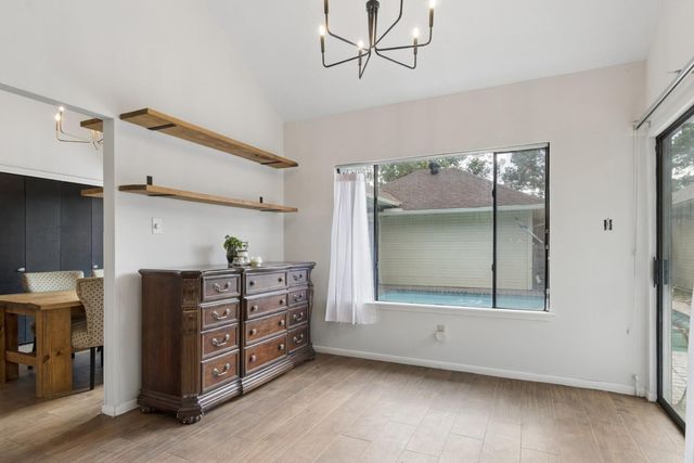 6718 Queensclub Drive, Houston, TX 77069