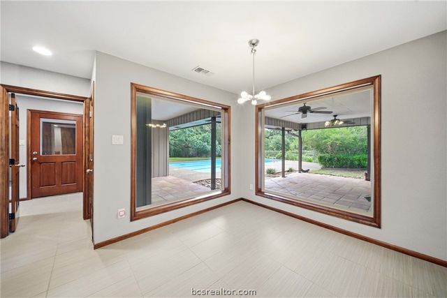 3004 Brothers Boulevard, College Station, TX 77845