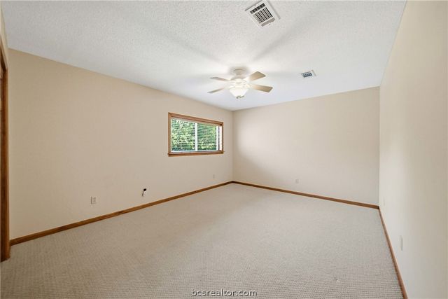 3004 Brothers Boulevard, College Station, TX 77845