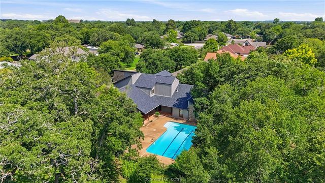 3004 Brothers Boulevard, College Station, TX 77845