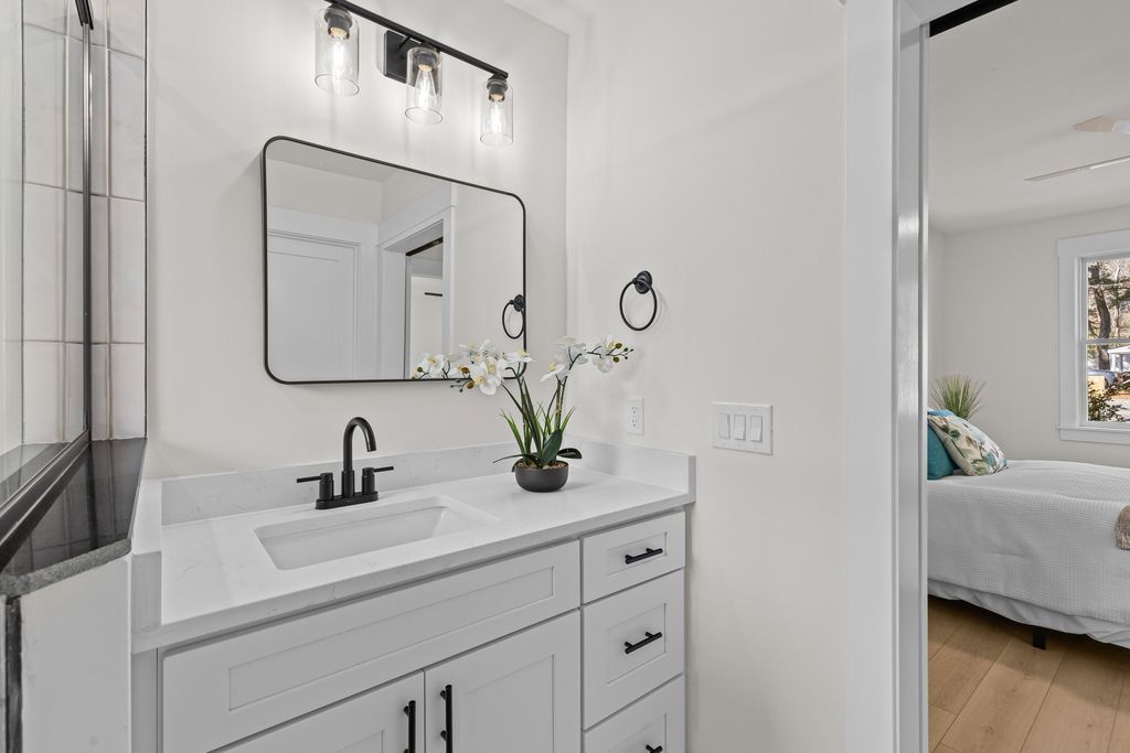 Image 13 of property listing at 1655 Brownswood Road, Johns Island, SC 29455