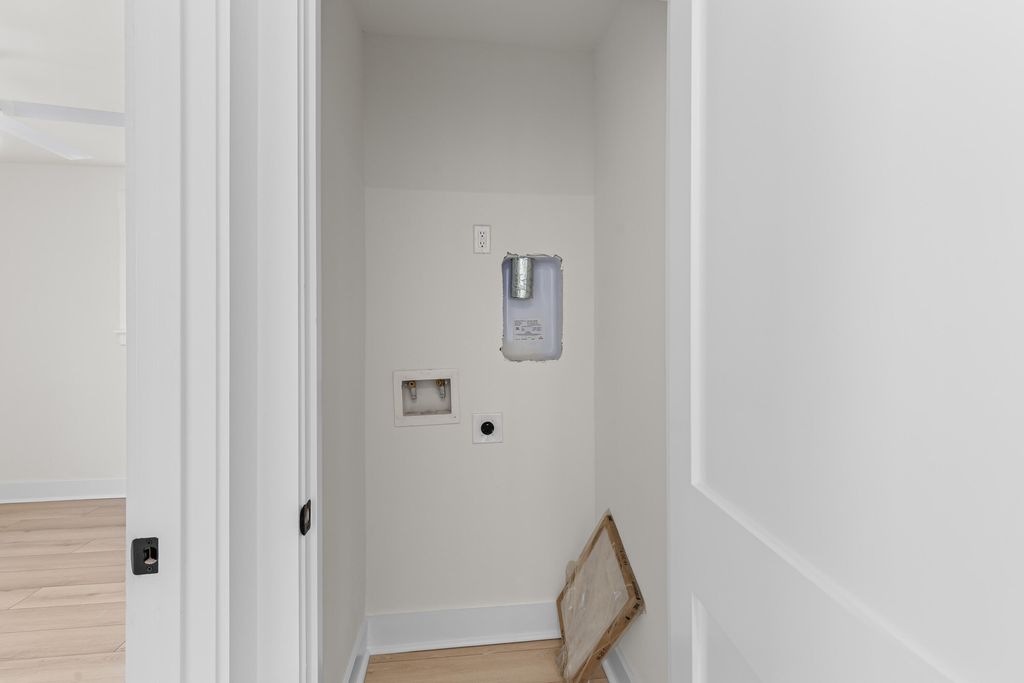 Image 23 of property listing at 1655 Brownswood Road, Johns Island, SC 29455