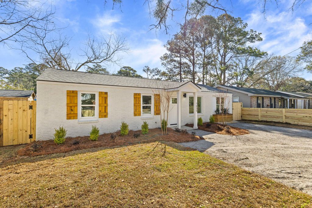 Image 25 of property listing at 1655 Brownswood Road, Johns Island, SC 29455