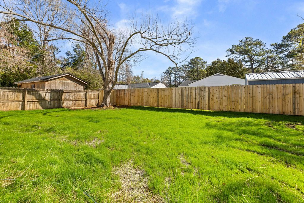 Image 27 of property listing at 1655 Brownswood Road, Johns Island, SC 29455