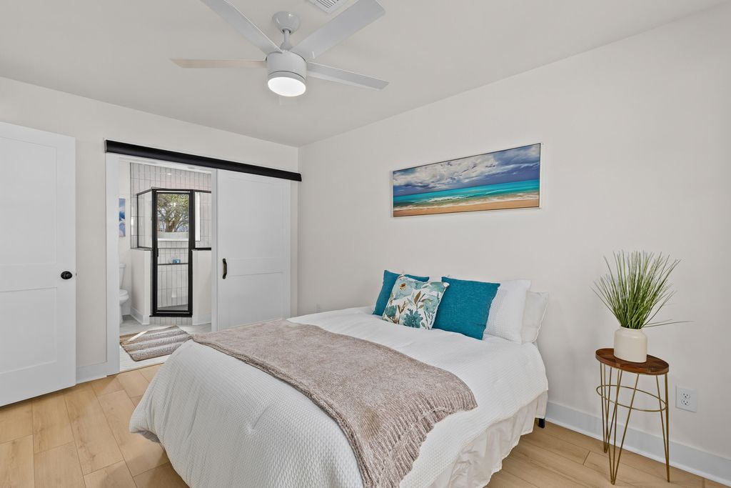 Image 9 of property listing at 1655 Brownswood Road, Johns Island, SC 29455