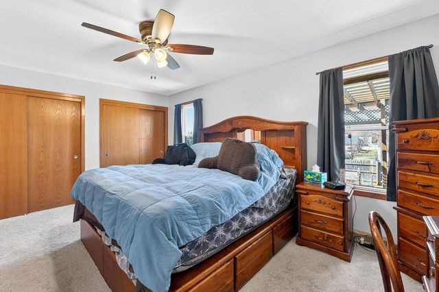 804 Fieldstone WAY, Watertown, WI 53094