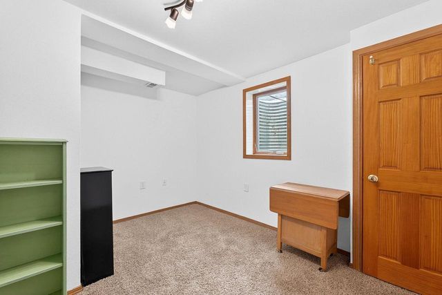 804 Fieldstone WAY, Watertown, WI 53094