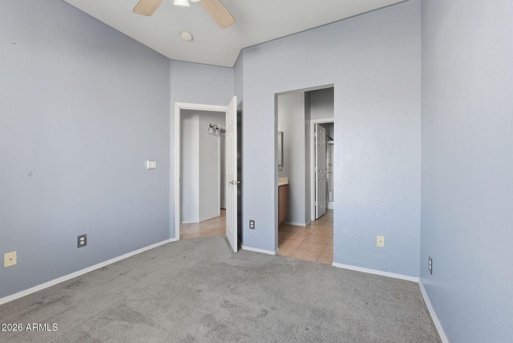 Image 14 of property listing at 1716 W CORTEZ Street 206, Phoenix, AZ 85029