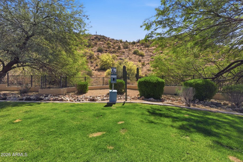 Image 26 of property listing at 1716 W CORTEZ Street 206, Phoenix, AZ 85029