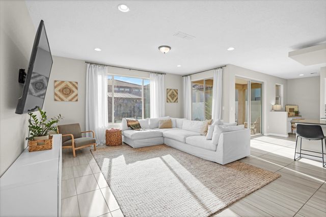 12016 Echo Valley Lane NW, Albuquerque, NM 87120