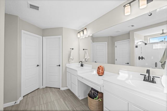 12016 Echo Valley Lane NW, Albuquerque, NM 87120