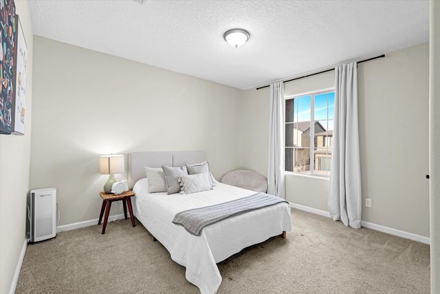 12016 Echo Valley Lane NW, Albuquerque, NM 87120