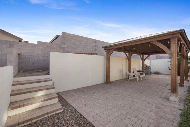 12016 Echo Valley Lane NW, Albuquerque, NM 87120