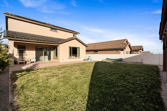 12016 Echo Valley Lane NW, Albuquerque, NM 87120