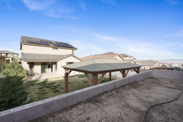 12016 Echo Valley Lane NW, Albuquerque, NM 87120