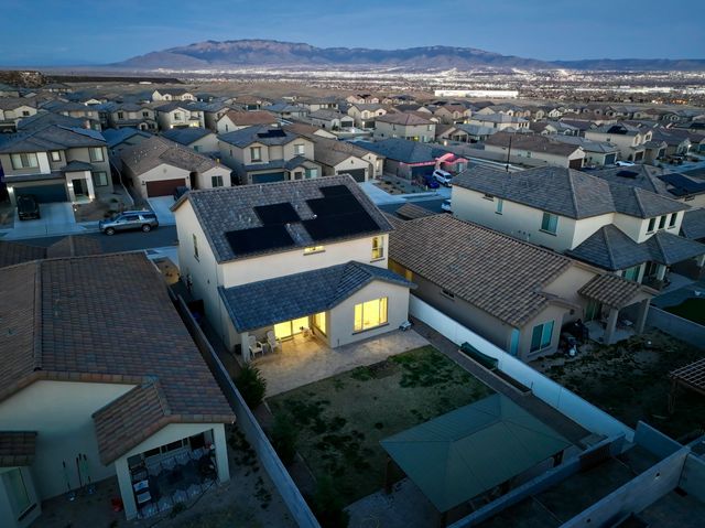 12016 Echo Valley Lane NW, Albuquerque, NM 87120