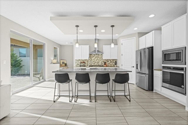 12016 Echo Valley Lane NW, Albuquerque, NM 87120