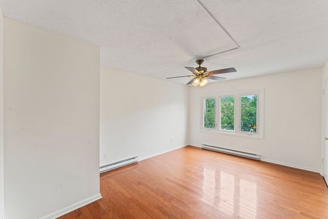 120 Wooster Street APT V, New Haven, CT 06511