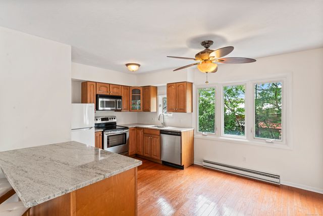 120 Wooster Street APT V, New Haven, CT 06511