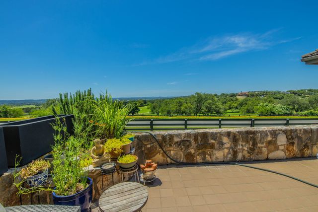 1703 Clubhouse Hill DR, Spicewood, TX 78669