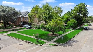 4600 Pin Oak Lane, Bellaire, TX 77401