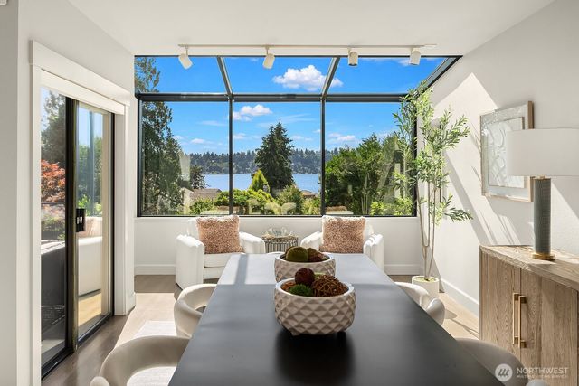 13419 Holmes Point Drive NE, Kirkland, WA 98034
