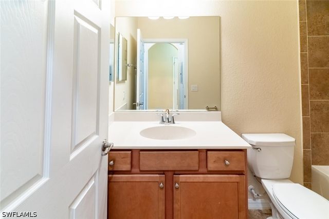 9834 Giaveno CIR 1745, Naples, FL 34113
