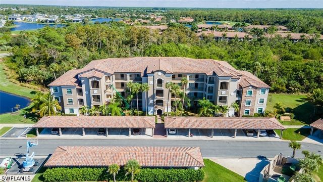 9834 Giaveno CIR 1745, Naples, FL 34113