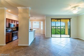 9834 Giaveno CIR 1745, Naples, FL 34113