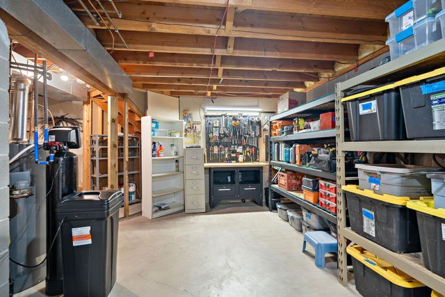 14925 45th Avenue N, Plymouth, MN 55446