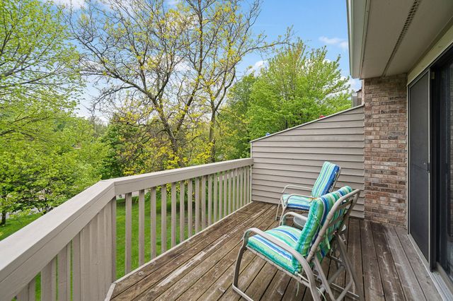 14925 45th Avenue N, Plymouth, MN 55446