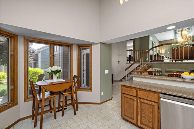 14925 45th Avenue N, Plymouth, MN 55446