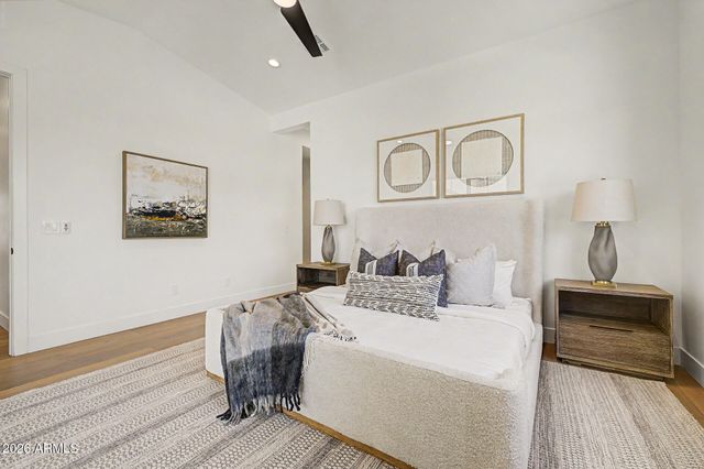 4032 E EARLL Drive, Phoenix, AZ 85018