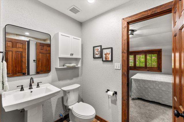 701 Fleming Drive, Mt Pleasant, TX 75455