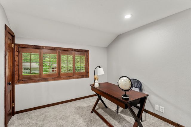 701 Fleming Drive, Mt Pleasant, TX 75455