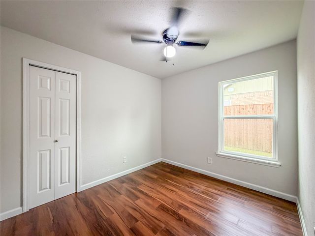 406 Dollins Street, Cedar Hill, TX 75104
