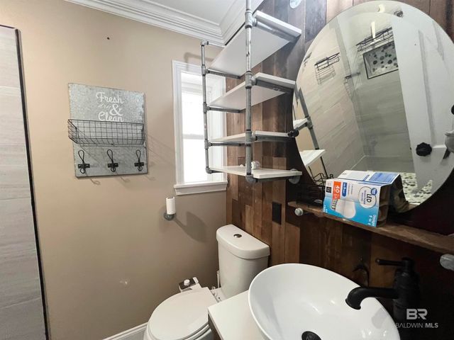 326 E Horner Street, Atmore, AL 36502