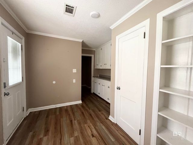 326 E Horner Street, Atmore, AL 36502