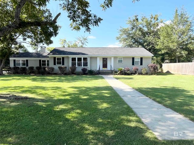326 E Horner Street, Atmore, AL 36502