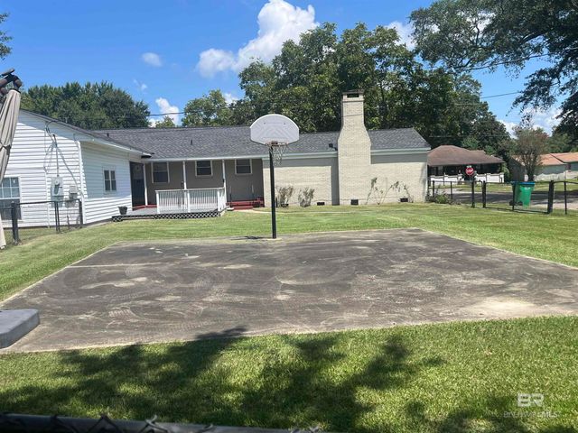 326 E Horner Street, Atmore, AL 36502