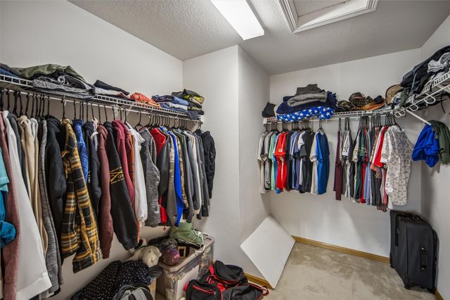 3799 Village Run Drive 907, Des Moines, IA 50317