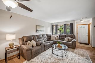 3799 Village Run Drive 907, Des Moines, IA 50317