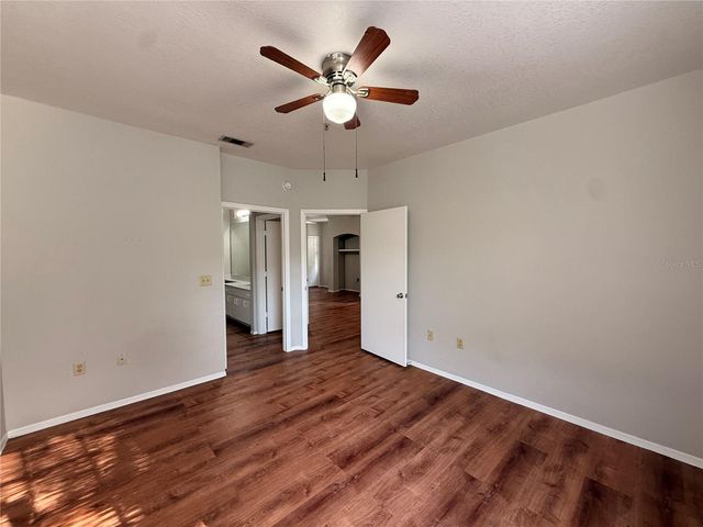 102 VISTA VERDI CIRCLE 212, Lake Mary, FL 32746