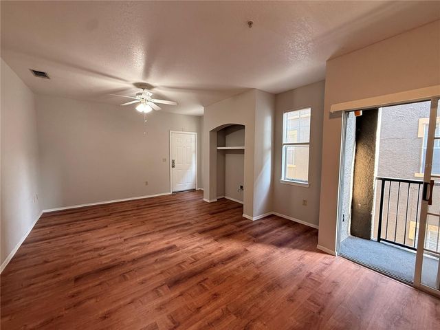102 VISTA VERDI CIRCLE 212, Lake Mary, FL 32746