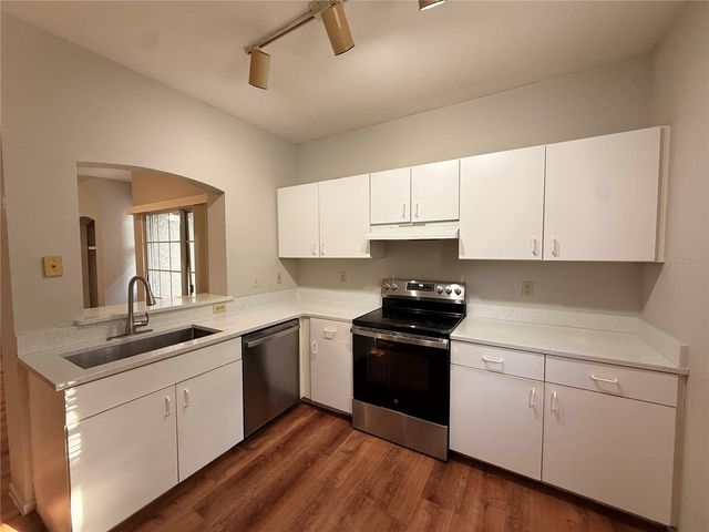 102 VISTA VERDI CIRCLE 212, Lake Mary, FL 32746