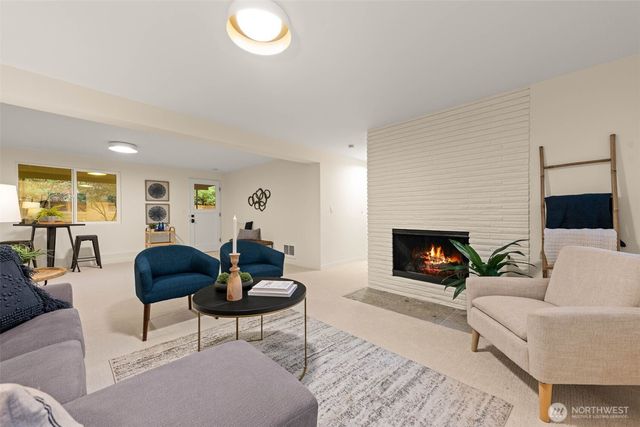 9101 30th Avenue NE, Seattle, WA 98115