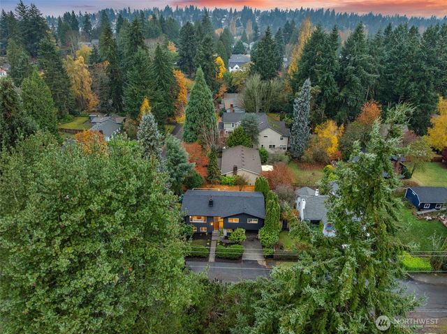 9101 30th Avenue NE, Seattle, WA 98115