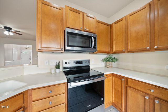 8402 Saltwood Place, Raleigh, NC 27617