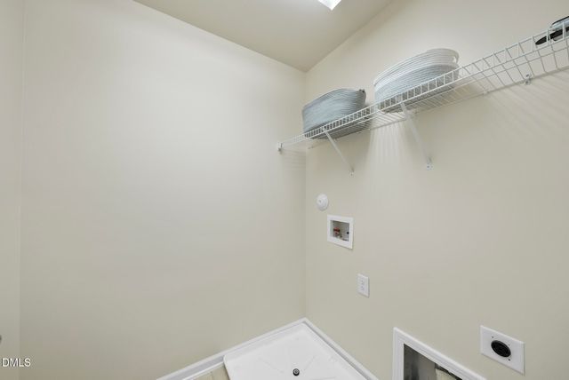 8402 Saltwood Place, Raleigh, NC 27617